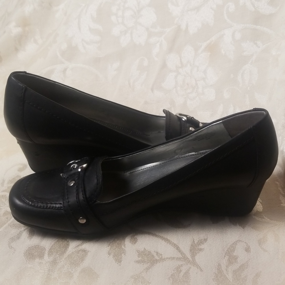 Marc Fisher Black Leather Wedges with Buckle